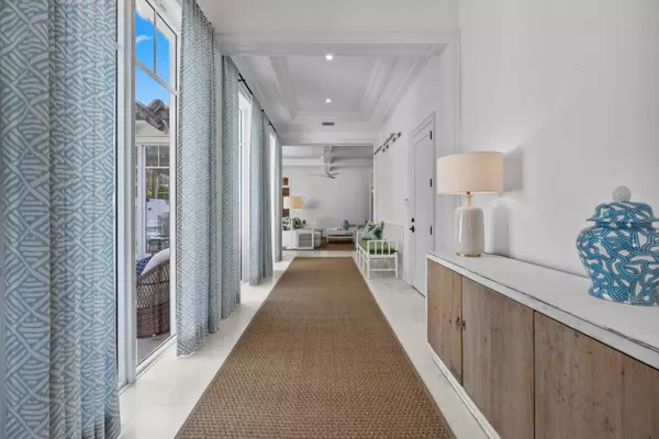 Jupiter, FL 33458,104 Lanitee CIR