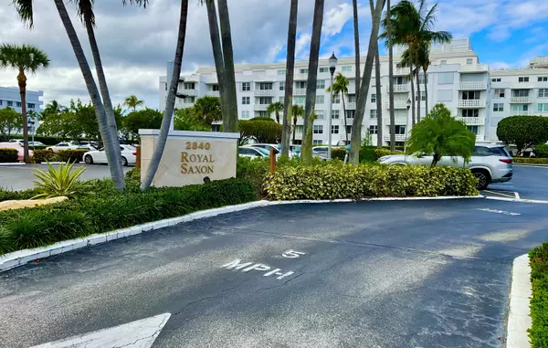 Palm Beach, FL 33480,2840 S Ocean BLVD 215