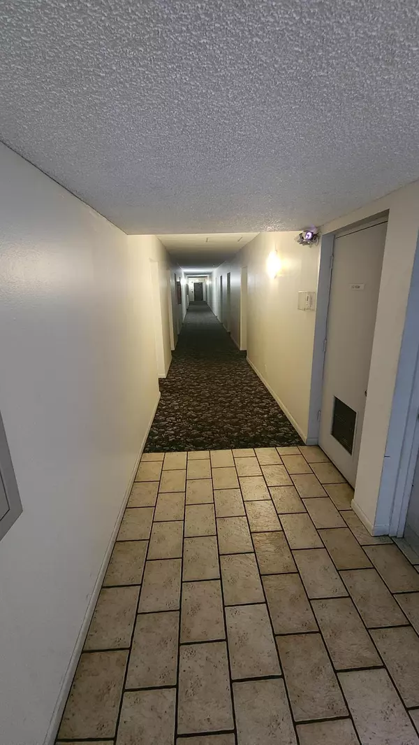 Lauderhill, FL 33313,4880 NW 22nd ST Ph