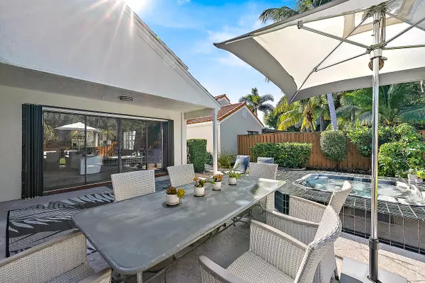 Palm Beach Gardens, FL 33410,2596 La Cristal CIR