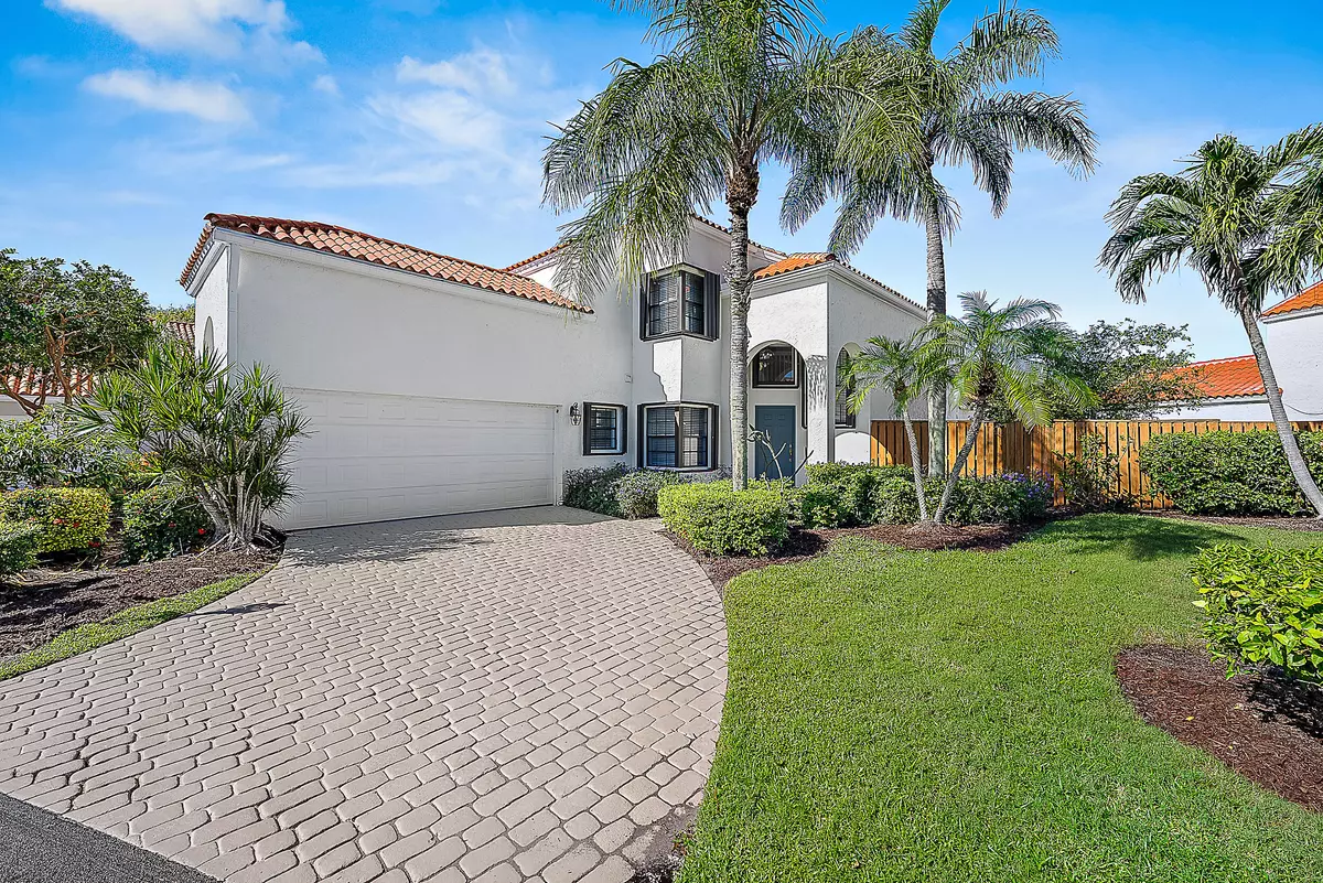 Palm Beach Gardens, FL 33410,2596 La Cristal CIR