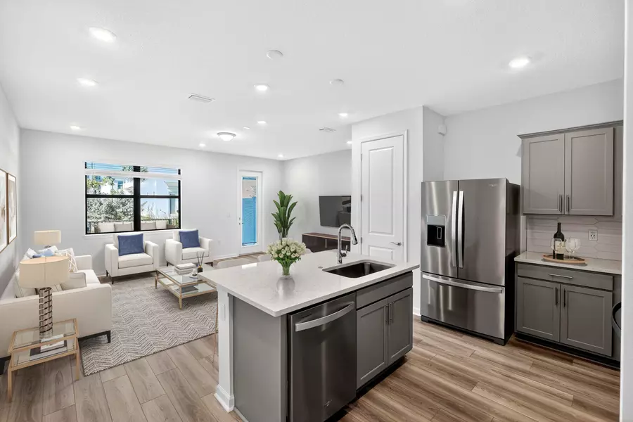 7648 SW Lucy LN, Stuart, FL 34997