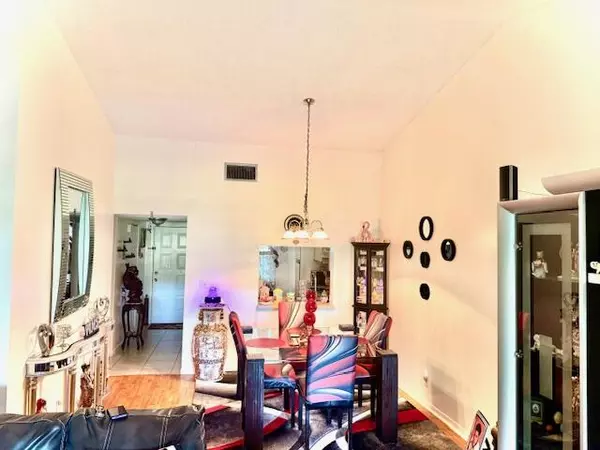 Coconut Creek, FL 33066,3135 S Carambola CIR 2368