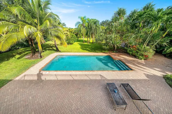 Palm Beach Gardens, FL 33418,8260 E Native Dancer RD