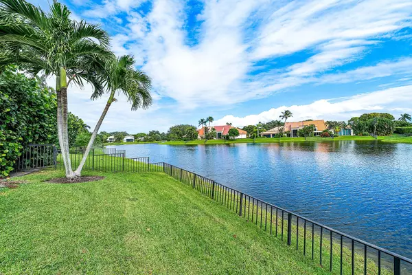 Palm Beach Gardens, FL 33410,13748 Le Havre DR