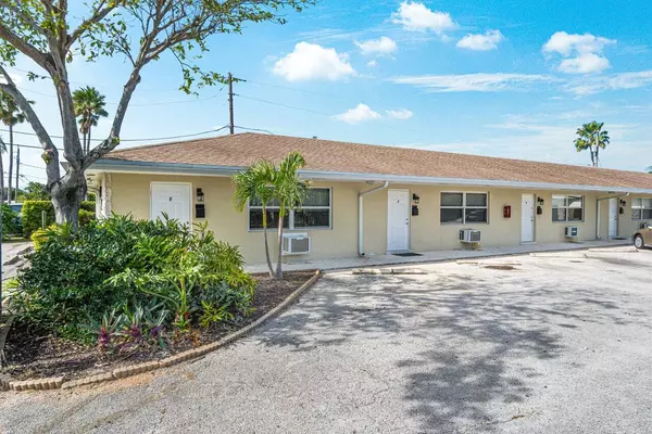 North Palm Beach, FL 33408,751 Hummingbird WAY 2