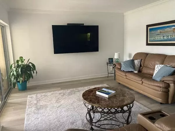 Jupiter, FL 33477,16913 Waterbend DR 165