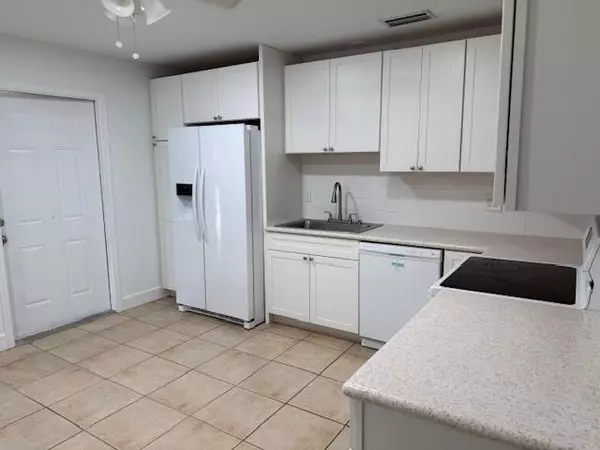 Palm Springs, FL 33406,4399 Forest LN