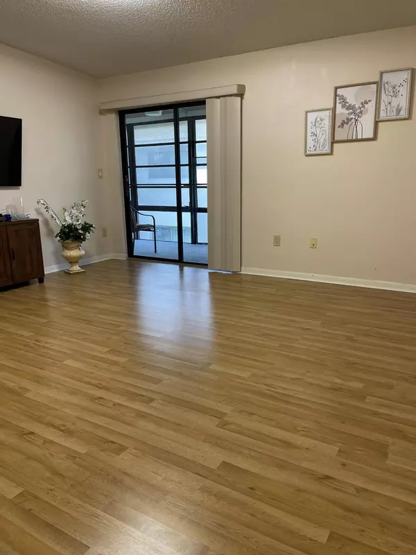 Tamarac, FL 33321,9744 S Belfort CIR 202