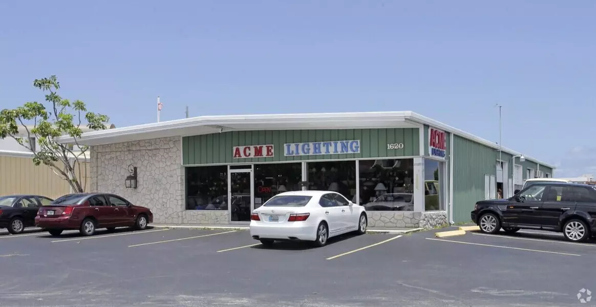 1620 Cypress DR, Jupiter, FL 33469