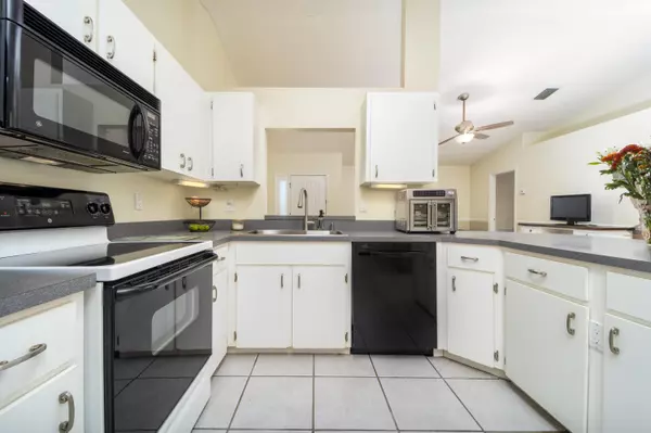 Vero Beach, FL 32962,1835 SW 18th AVE