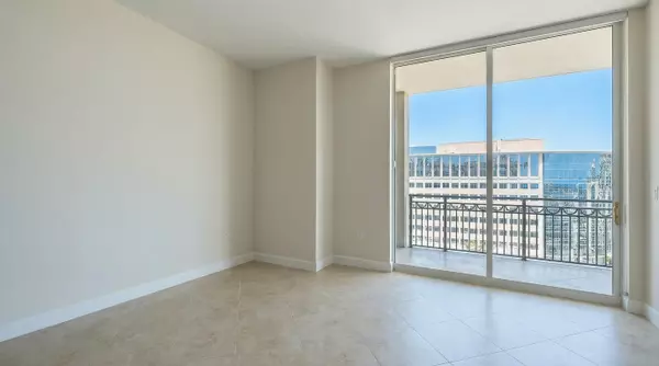 West Palm Beach, FL 33401,550 Okeechobee BLVD Mph-09