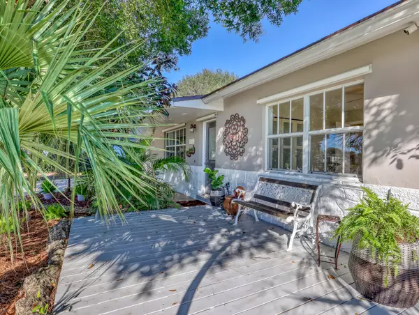 Palm Beach Gardens, FL 33410,3757 Island Rd RD