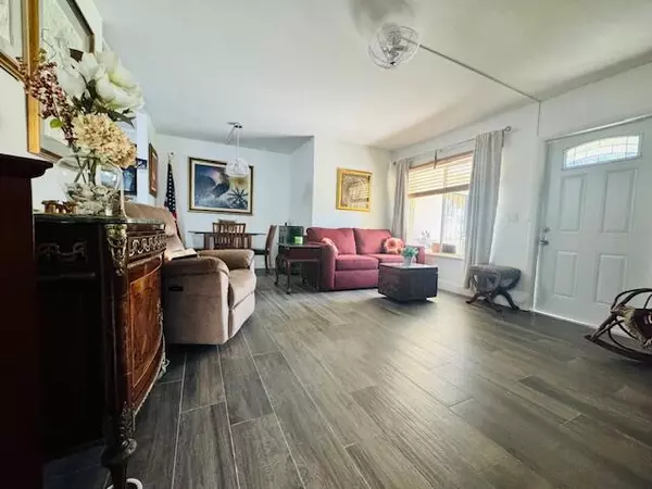 Greenacres, FL 33463,3541 Long Pine CT C-1