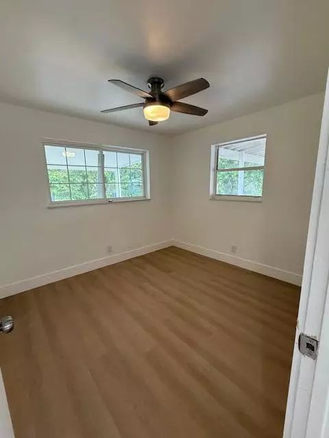 West Palm Beach, FL 33407,4877 S Caribbean BLVD