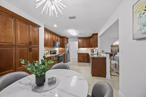 Wellington, FL 33414,2400 Seaford DR