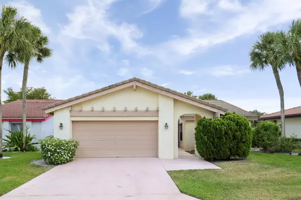 Boynton Beach, FL 33437,5695 Lakeview Mews DR