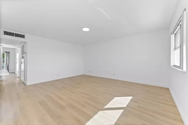 Delray Beach, FL 33446,332 Brittany G