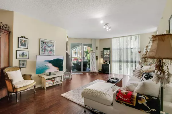 Lantana, FL 33462,804 E Windward WAY 201