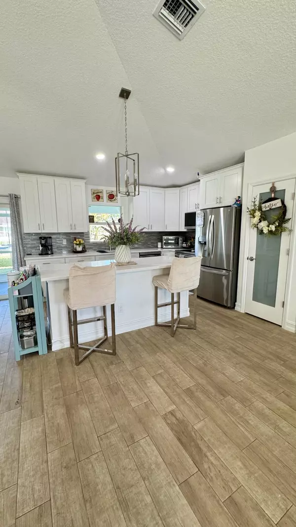 Port Saint Lucie, FL 34953,1801 SW Dalmatian AVE