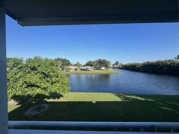 Delray Beach, FL 33446,88 Monaco B