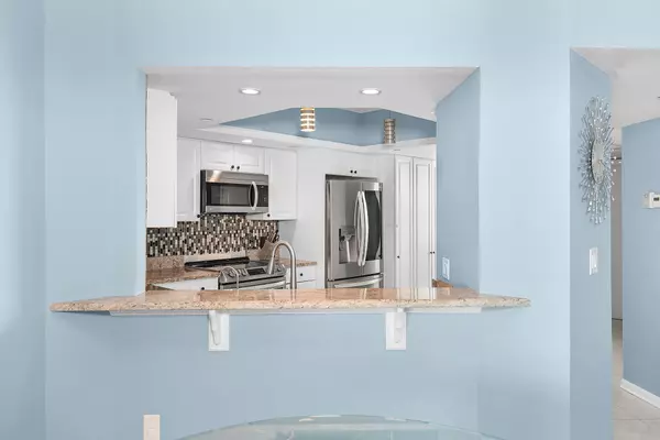 Jensen Beach, FL 34957,8880 S Ocean DR -1403