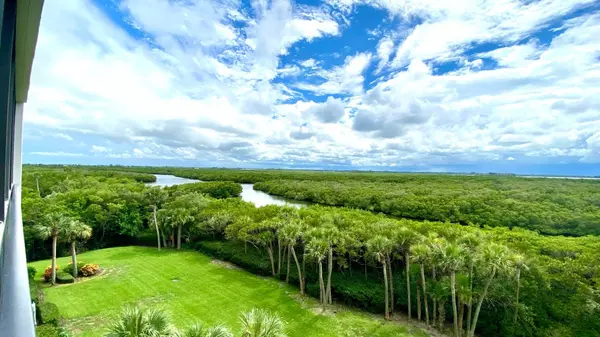 Fort Pierce, FL 34949,5059 N Highway A1a HWY 504