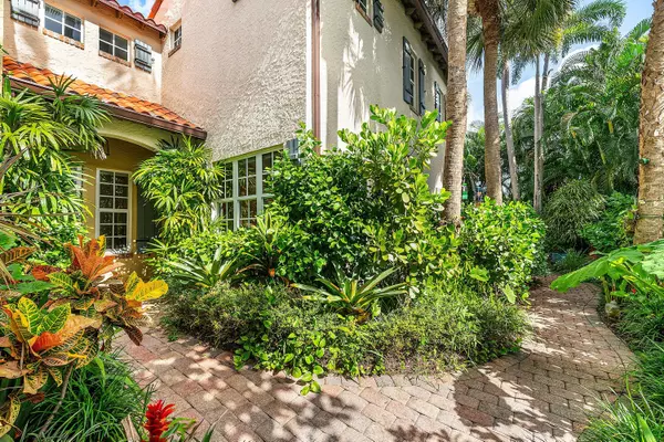 Delray Beach, FL 33483,1031 Coralina LN