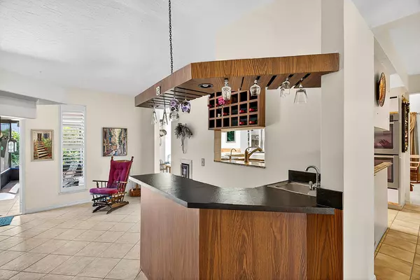 Sebastian, FL 32958,482 Arbor ST