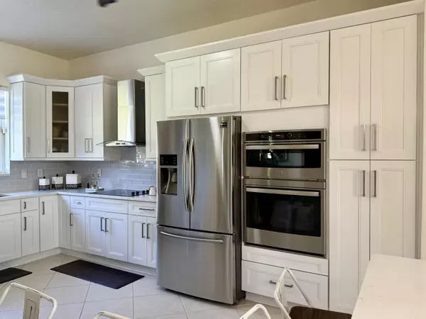 Port Saint Lucie, FL 34984,3022 SE Wake RD