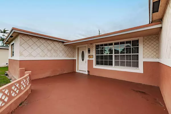 Lauderdale Lakes, FL 33309,4141 NW 32nd AVE