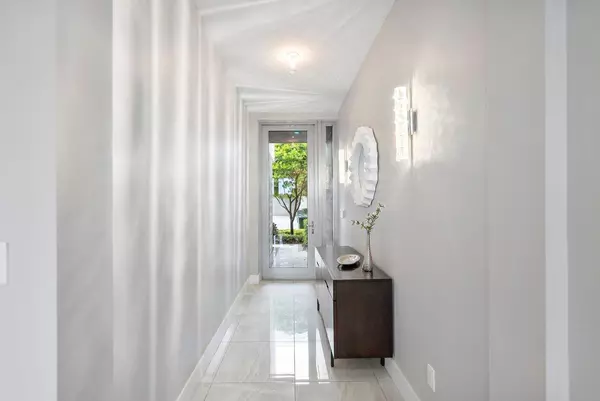 Boca Raton, FL 33431,1841 NW 42nd DR