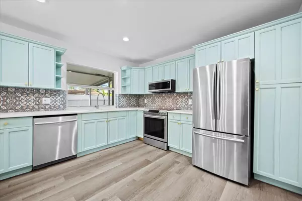 Delray Beach, FL 33444,514 Jaeger DR