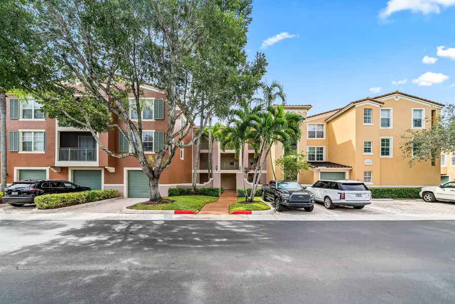 11720 Saint Andrews PL 308, Wellington, FL 33414