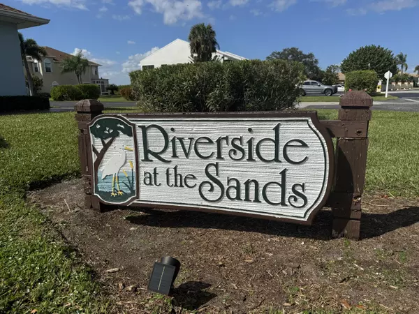 Hutchinson Island, FL 34949,3223 S Lakeview CIR 20-8
