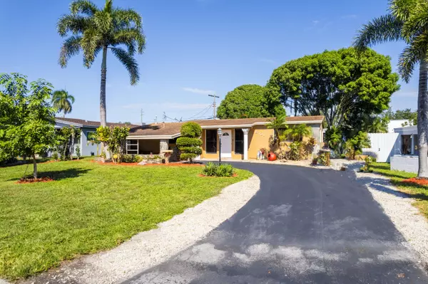 6731 Roosevelt ST, Hollywood, FL 33024