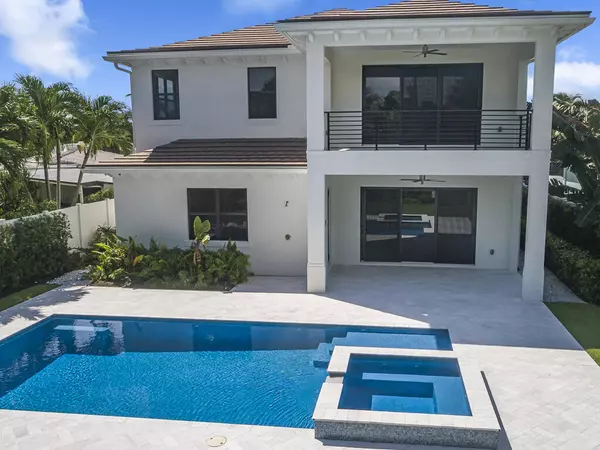 West Palm Beach, FL 33405,245 Alhambra PL