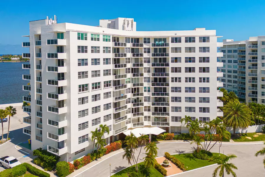 2800 N Flagler DR 612, West Palm Beach, FL 33407