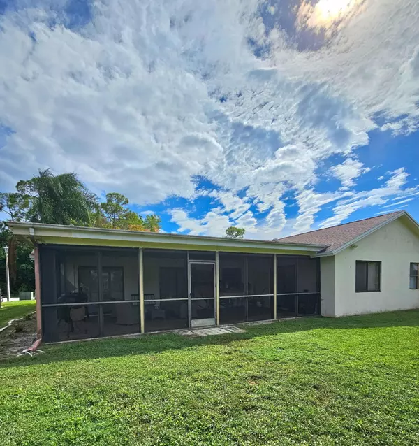 Wellington, FL 33414,14507 Larkspur LN