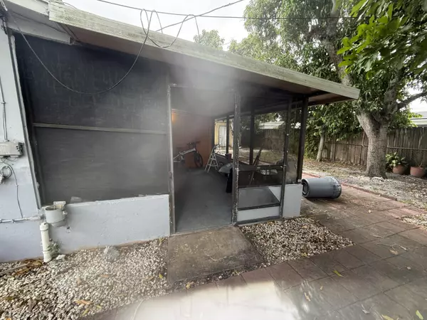 Hollywood, FL 33024,710 N 66th TER