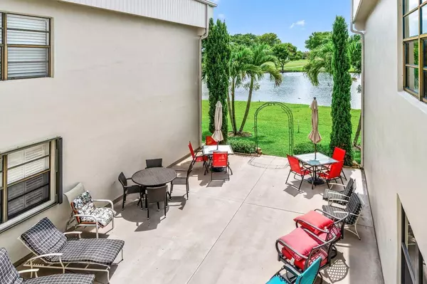 Delray Beach, FL 33484,35 Capri A A