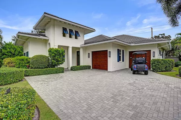 North Palm Beach, FL 33410,2590 Estates DR