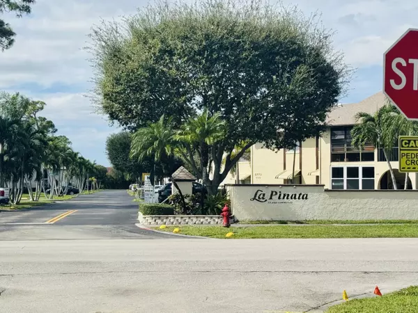 3491 La Jardin  Ct A-1 CT, Greenacres, FL 33463