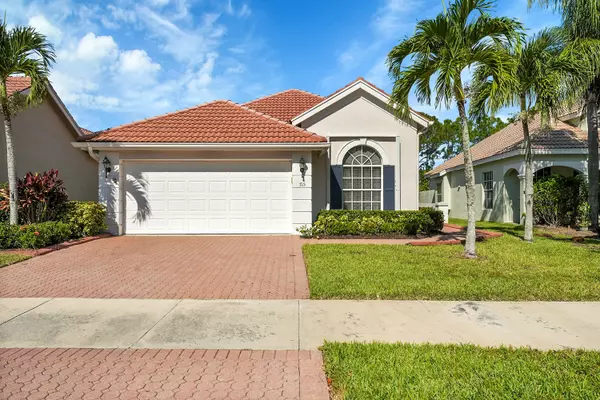 Port Saint Lucie, FL 34986,715 SW Munjack CIR
