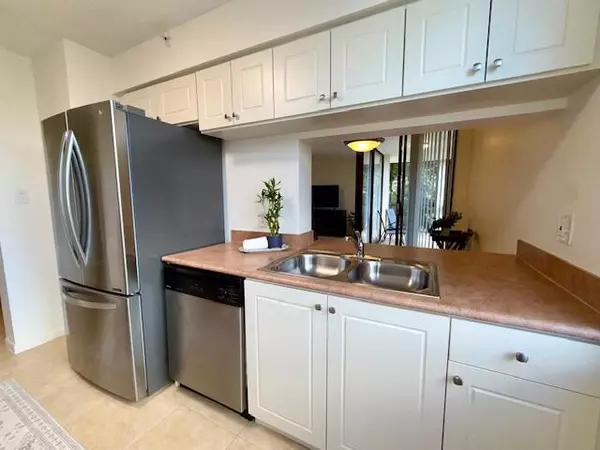 Delray Beach, FL 33444,2025 Lavers CIR D411