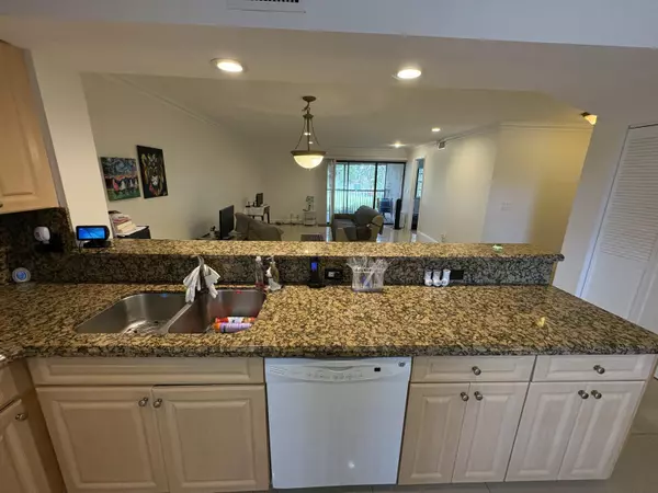 Deerfield Beach, FL 33064,1400 NW 45th ST B7