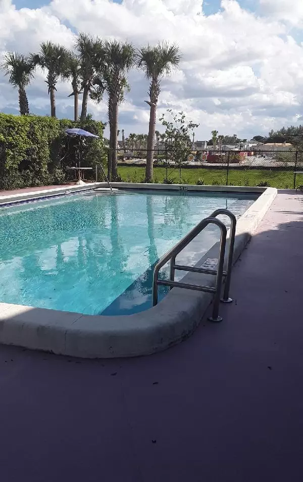 Deerfield Beach, FL 33064,1400 NW 45th ST B7