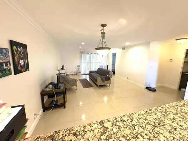 Deerfield Beach, FL 33064,1400 NW 45th ST B7