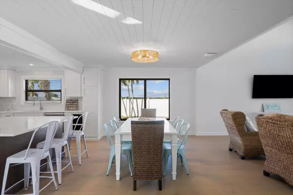 Juno Beach, FL 33408,481 N Juno LN