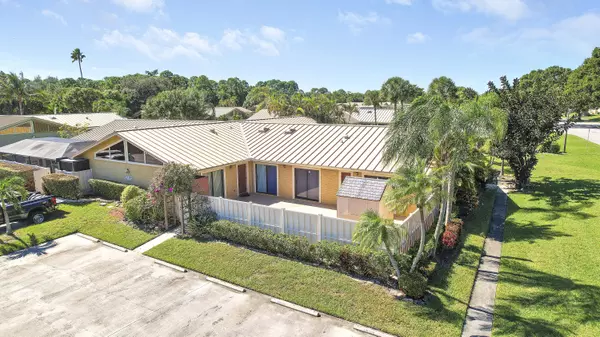 Palm Beach Gardens, FL 33418,5370 Eagle Lake DR